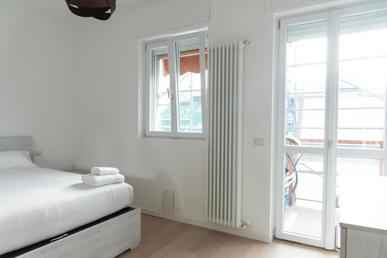 Apartment Youhosty - Grazioli 11 Milan